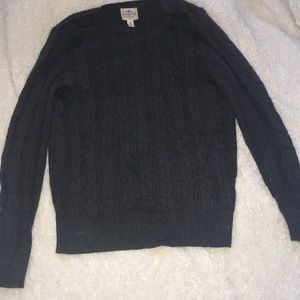 I am selling a grey sweater